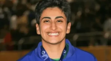 ليلى القحطاني.. تكريم “الرياضية المفضلة” في Joy Awards 2026 على عكازين